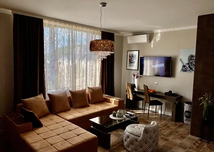 Luxury Apartments Ivon