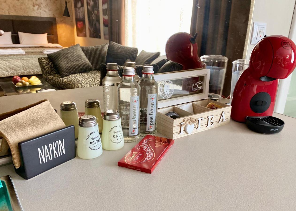 Luxury Ivon